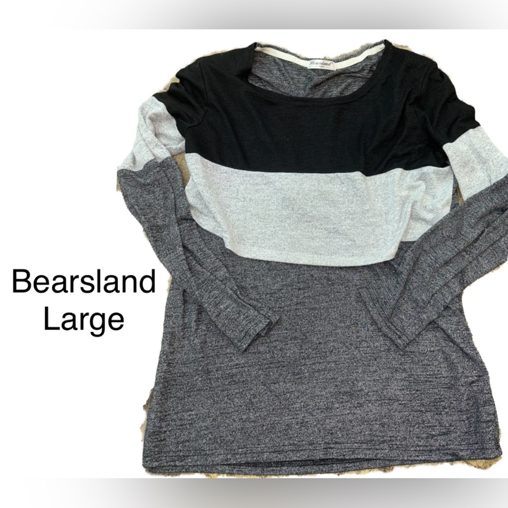 Size large maternity top